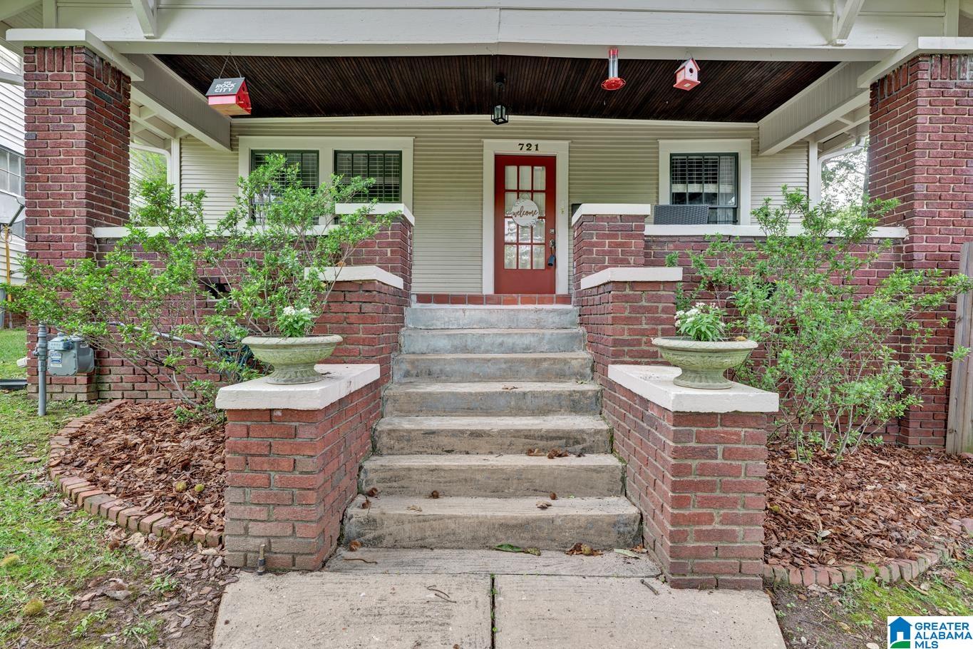 721 45th Street South Birmingham, AL 35222 - Photo 3 of 31