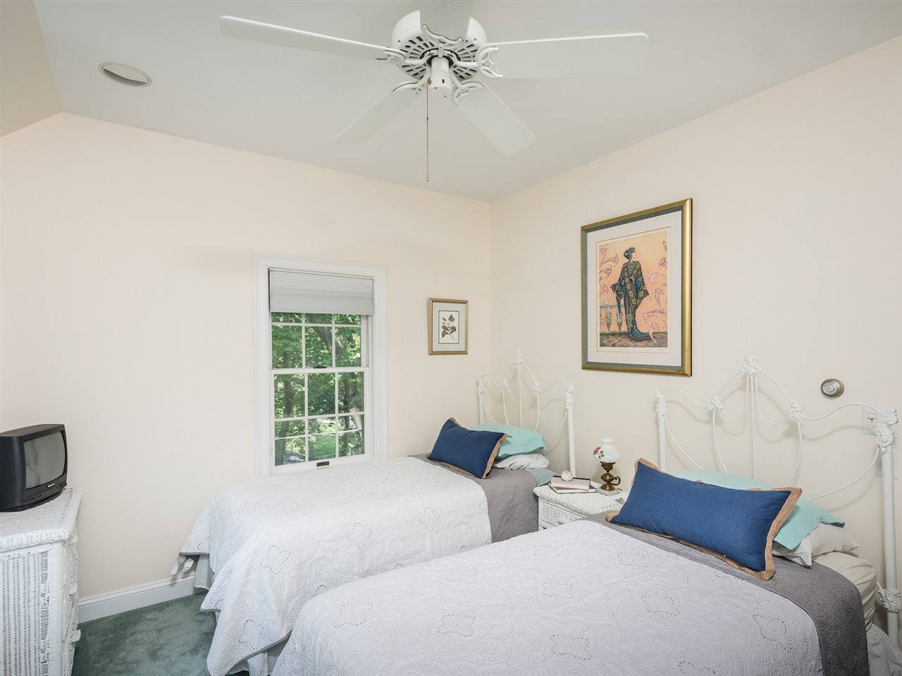 47 Riverside Lane Ogunquit, ME 03907 - Photo 19 of 35