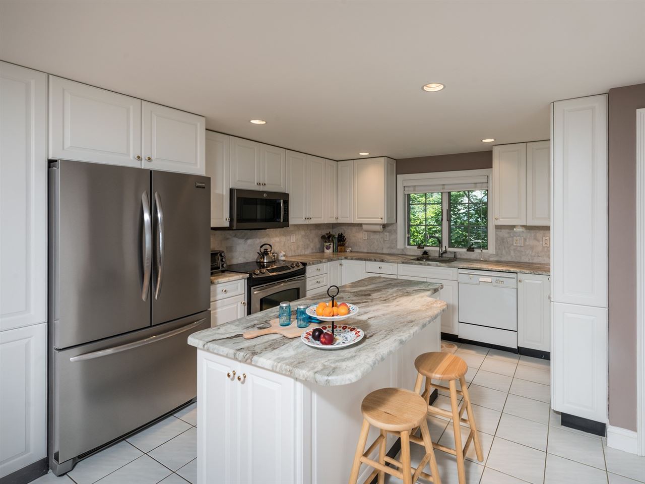 47 Riverside Lane Ogunquit, ME 03907 - Photo 9 of 35