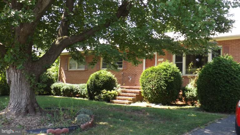 535 Applecroft Road Winchester, VA 22601 - Photo 1 of 3 Exterior (Front)