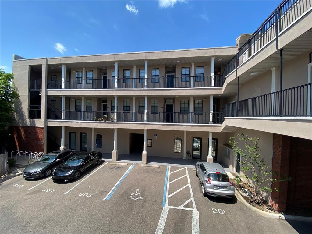 20 Southwest 6th Street, Unit 203 Gainesville, FL 32601 - Photo 4 of 16