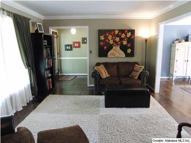 3624 Leslie Ann Road Birmingham, AL 35243 - Photo 10 of 12