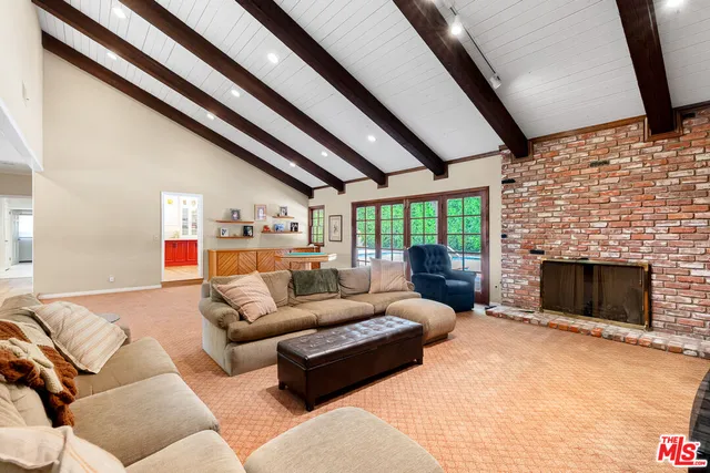 $3,190,000 | 17341 Cumpston Street, Encino, CA 91316