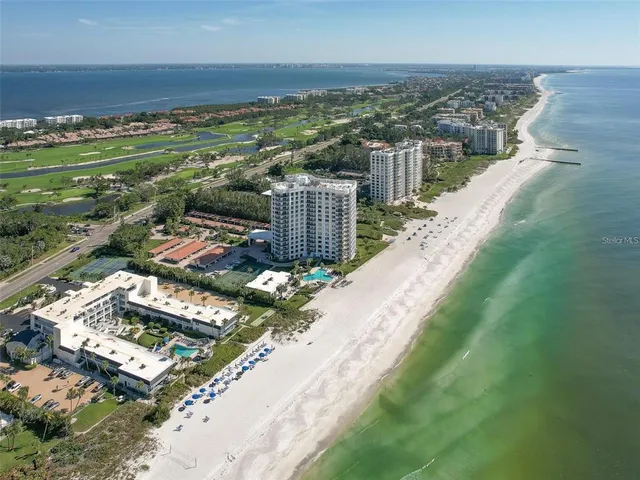 $8,000 | 2377 Harbour Oaks Drive, Longboat Key, FL 34228