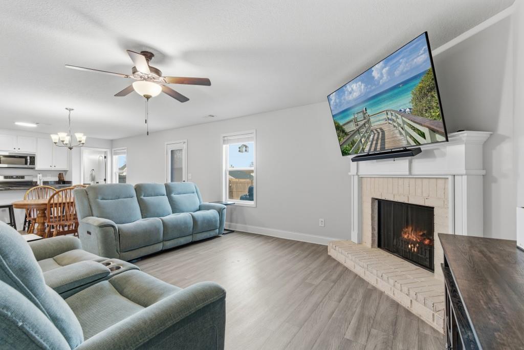 41 Hiwassee Point Jefferson, GA 30549 - Photo 3 of 38