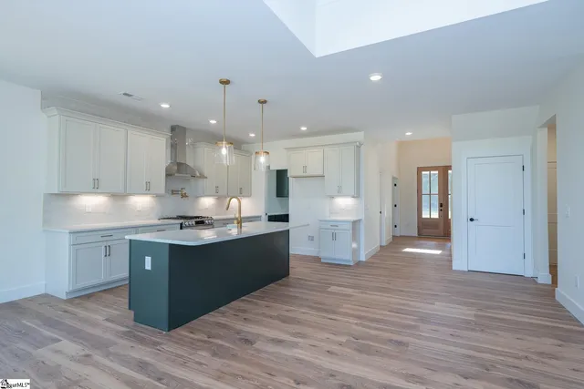 $599,900 | 723 Holliday Dam Road, Honea Path, SC 29654