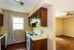 $185,900 | 8882 Ashwood Drive, Riverdale, GA 30274