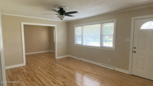 $1,800 | 461 Lora Lane, Winterville, NC 28590