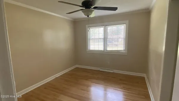 $1,800 | 461 Lora Lane, Winterville, NC 28590