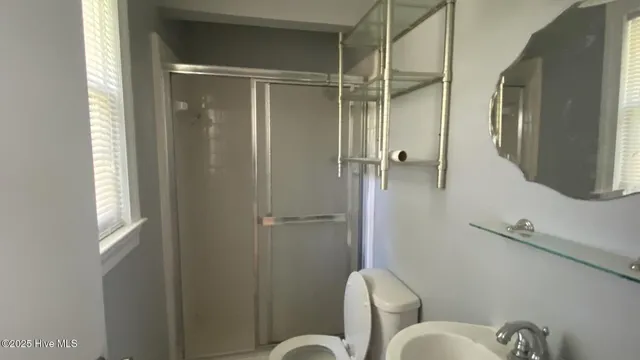 $1,800 | 461 Lora Lane, Winterville, NC 28590