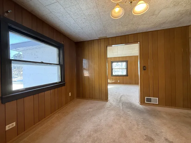 $149,900 | 4040 Rose Avenue, Lyons, IL 60534