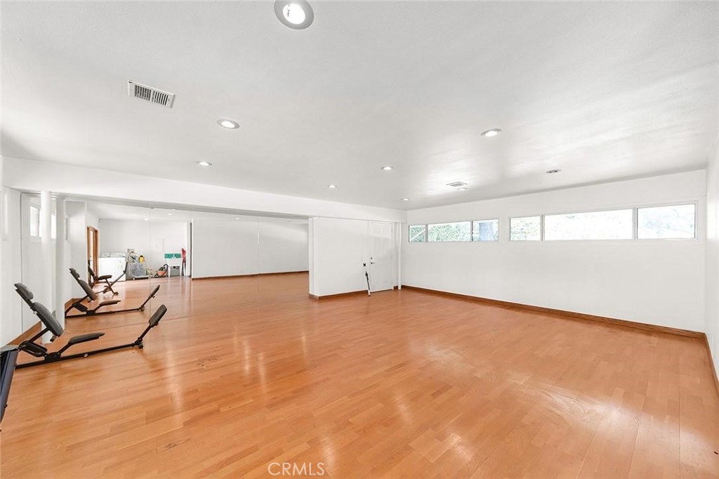 20827 East Mesarica Road Covina, CA 91724 - Photo 9 of 15 Original