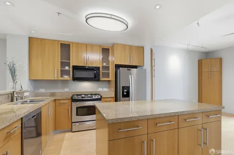 $1,050,000 | 25 South 3rd Street, Unit 118, San Jose, CA 95113