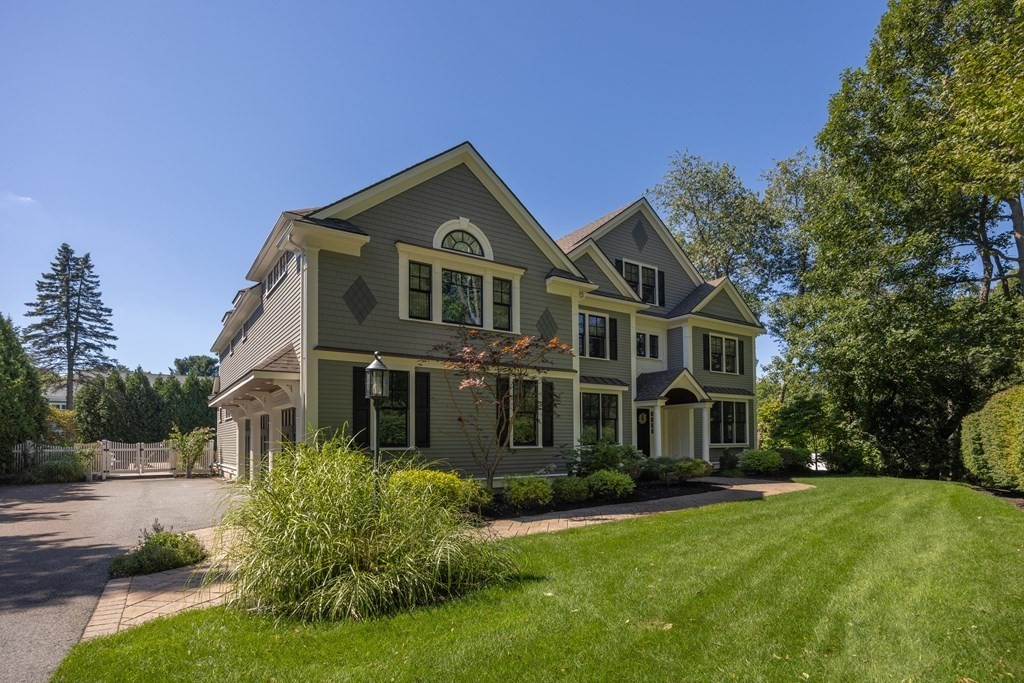 204 Cedar Street Lexington, MA 02421 - Photo 2 of 42 Gallery Image 2