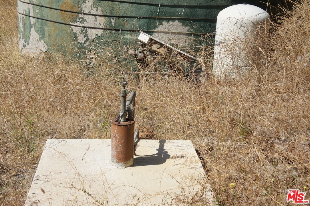 9625 Wells Road Malibu, CA 90265 - Photo 13 of 14