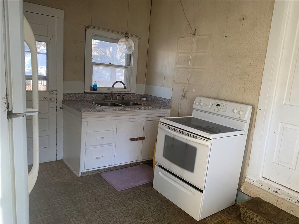 509 West Fort Scott Street Butler, MO 64730 - Photo 12 of 21