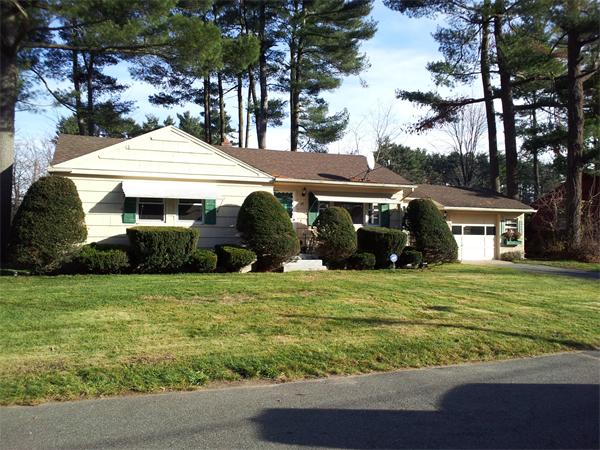 49 Garcia Street Springfield, MA 01129 - Photo 1 of 8