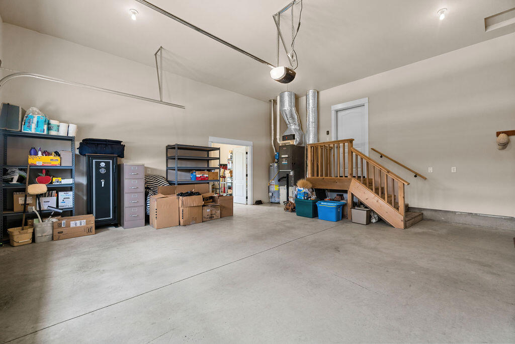 20880 Rorick Drive Bend, OR 97701 - Photo 41 of 51 DSC04871