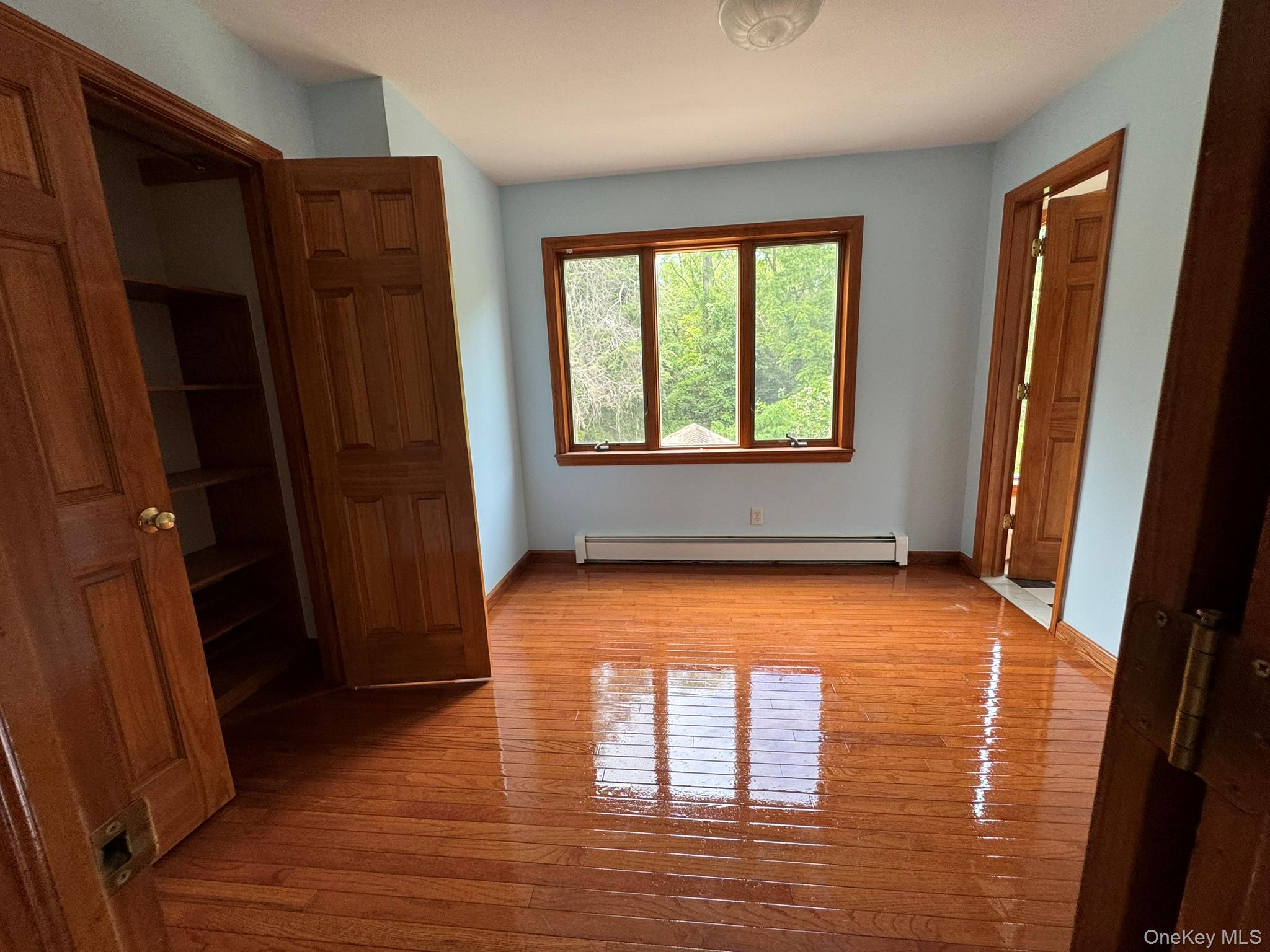 227 Beverly Road Huntington Station, NY 11746 - Photo 31 of 39
