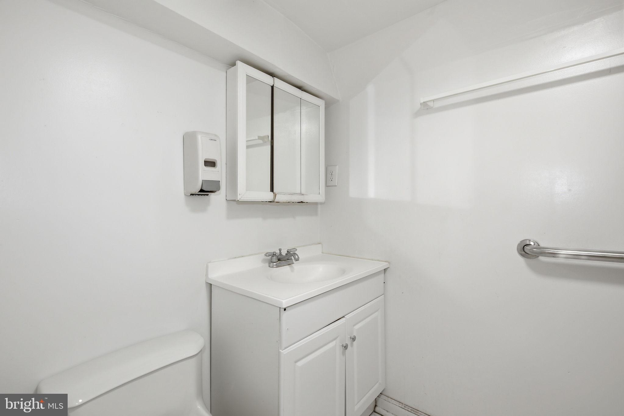 4616 Ravensworth Road Annandale, VA 22003 - Photo 36 of 54 Gallery Image 36