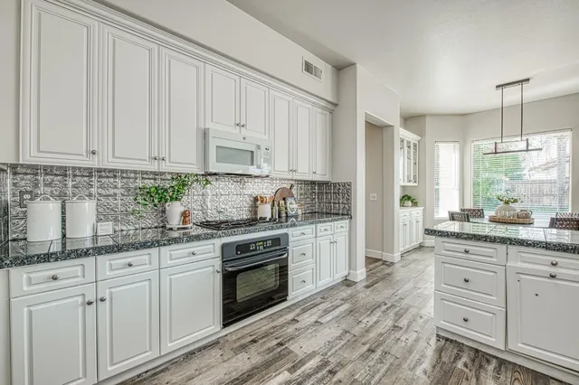 $850,000 | 1420 North Dewitt Avenue, Clovis, CA 93619