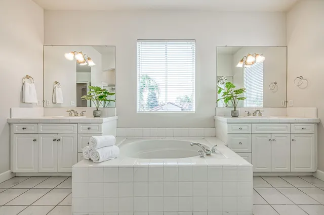 $850,000 | 1420 North Dewitt Avenue, Clovis, CA 93619