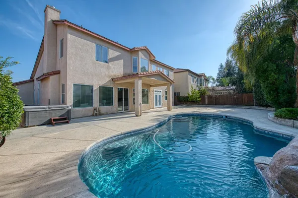 $850,000 | 1420 North Dewitt Avenue, Clovis, CA 93619