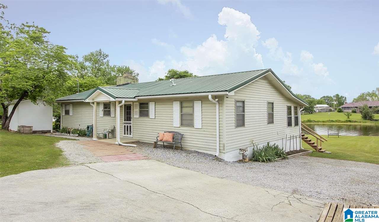 357 Grandview Circle Talladega, AL 35160 - Photo 3 of 27
