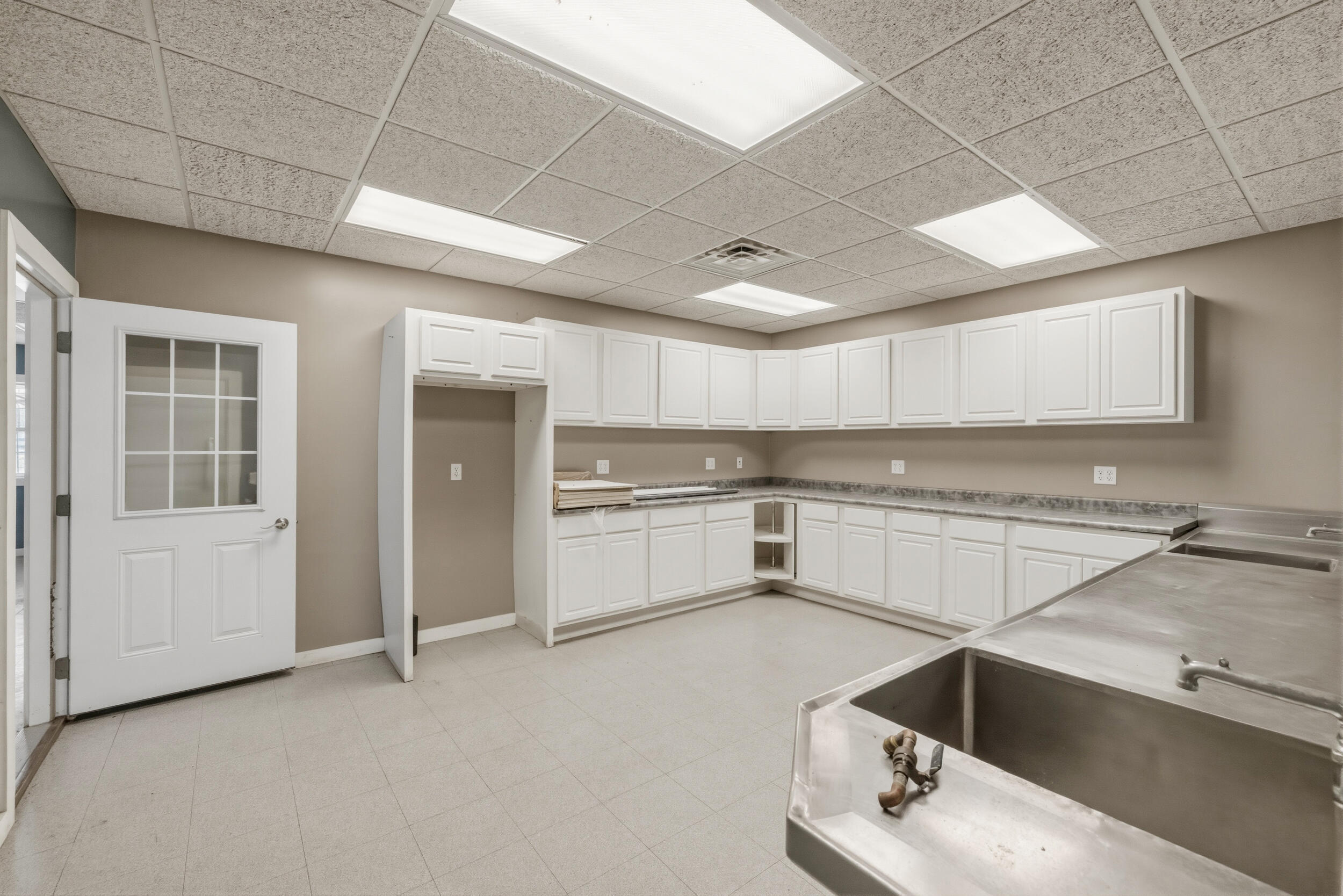3945 West Leestown Road Midway, KY 40347 - Photo 100 of 120 lab