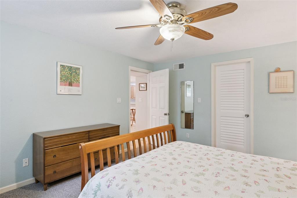 1008 East Ridgewood Street Orlando, FL 32801 - Photo 25 of 60