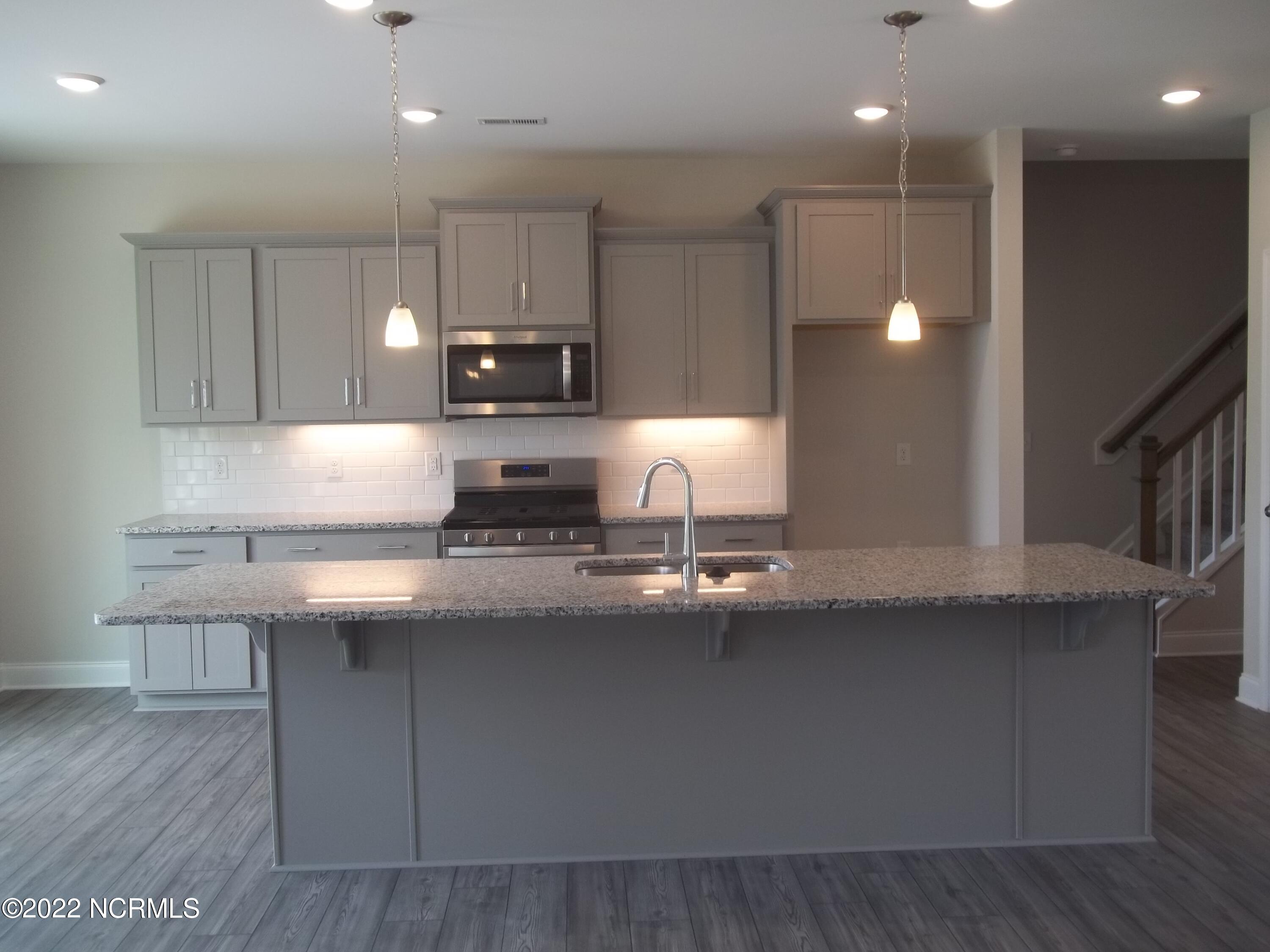 604 Trellis Road Hampstead, NC 28443 - Photo 12 of 45 100_4071