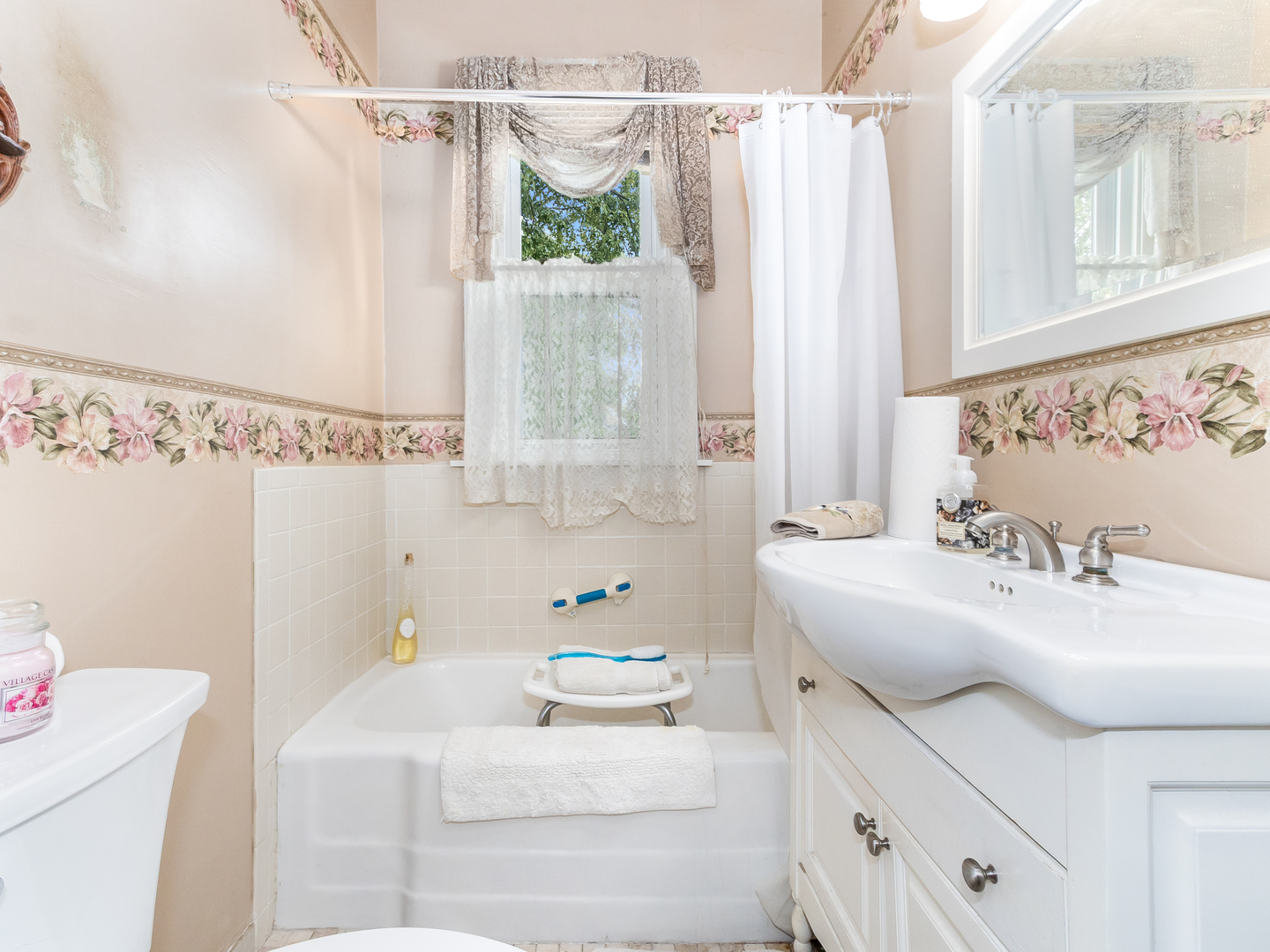13561 West Kennedy Road Manhattan, IL 60442 - Photo 11 of 28 a bathroom with a sink tub vanity and shower