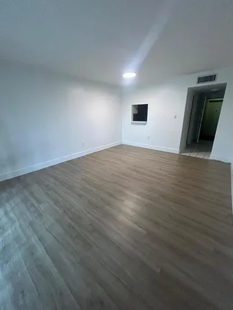 $1,450 | 4334 Northwest 9th Avenue, Unit 92B, Deerfield Beach, FL 33064