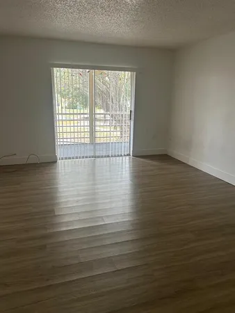 $1,450 | 4334 Northwest 9th Avenue, Unit 92B, Deerfield Beach, FL 33064