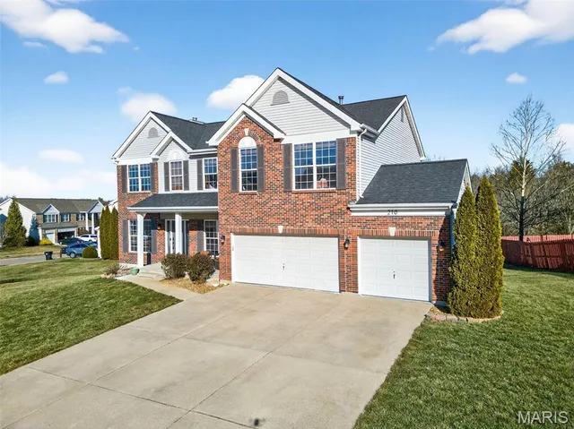 $475,000 | 210 Tanner Drive, Wentzville, MO 63385