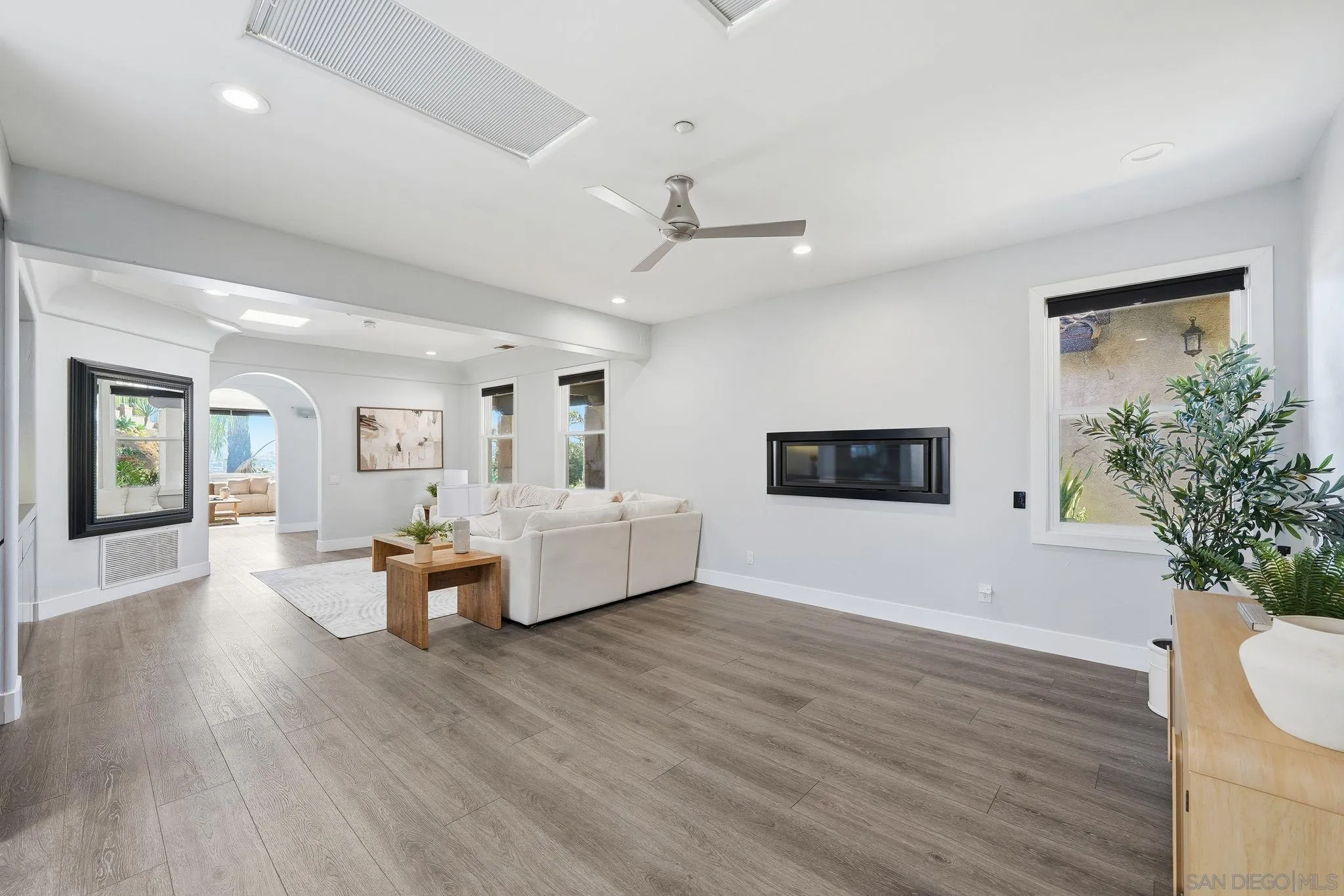 9610 Vista Del Sol Spring Valley, CA 91977 - Photo 13 of 73