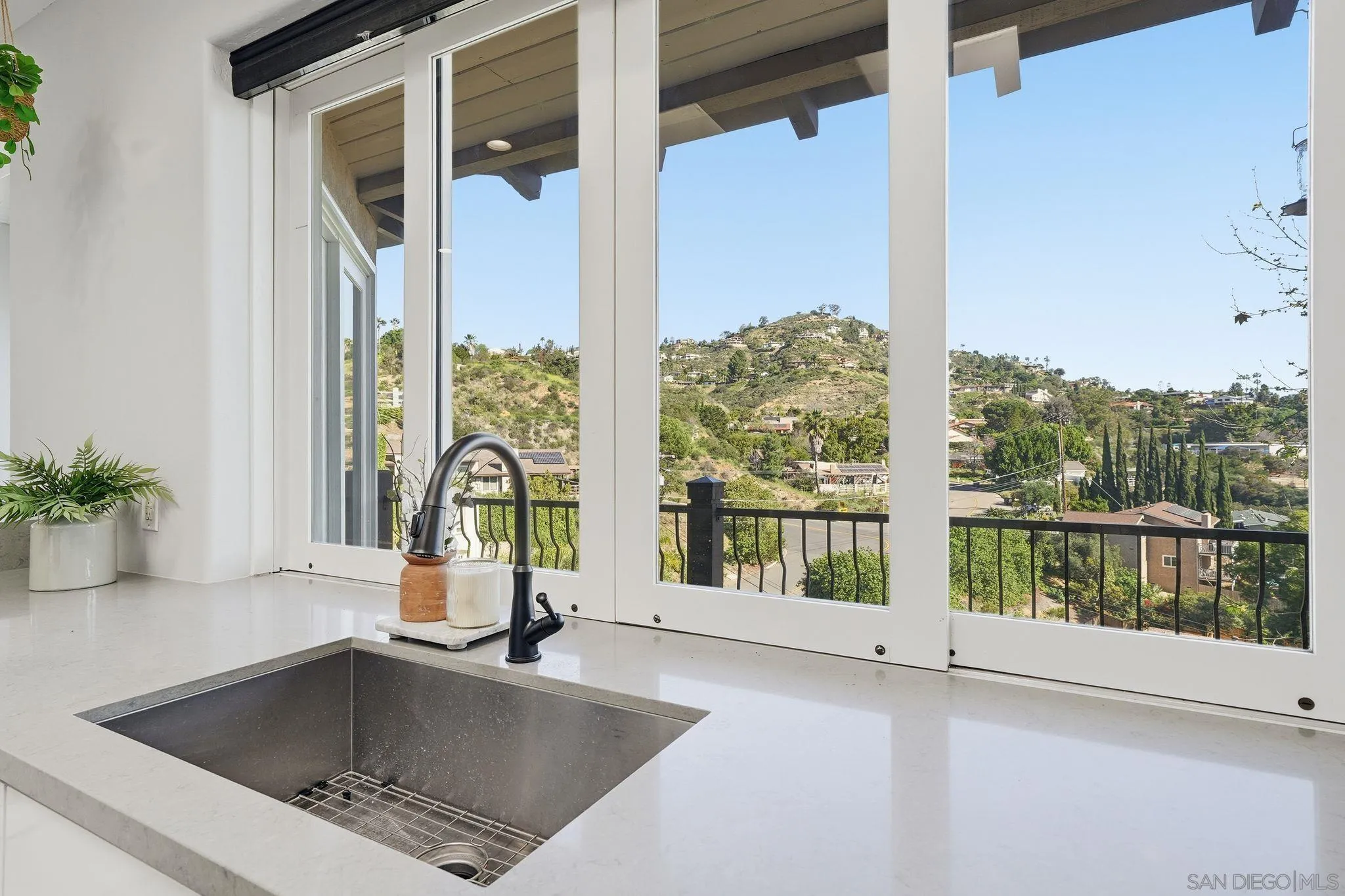 9610 Vista Del Sol Spring Valley, CA 91977 - Photo 18 of 73