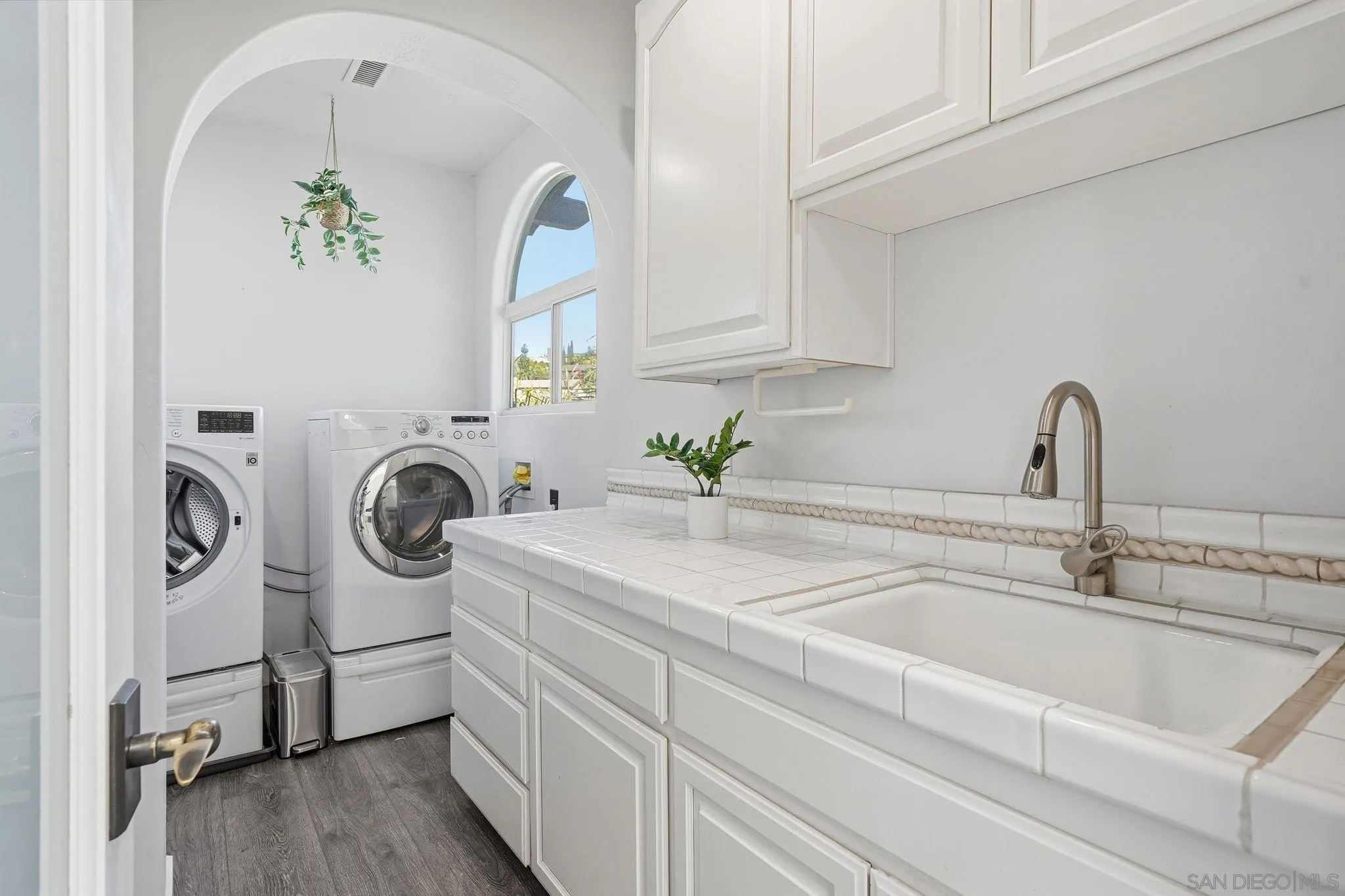 9610 Vista Del Sol Spring Valley, CA 91977 - Photo 57 of 73