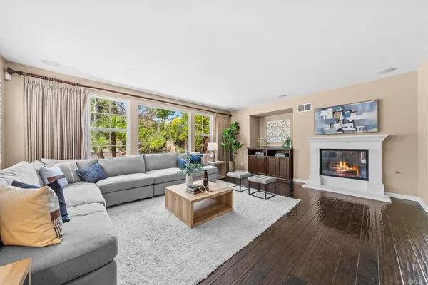 $1,649,000 | 1022 Straightaway Court, Oceanside, CA 92057
