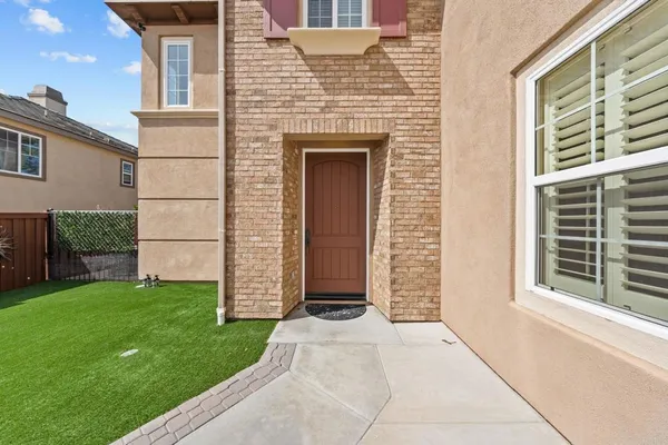 $1,649,000 | 1022 Straightaway Court, Oceanside, CA 92057