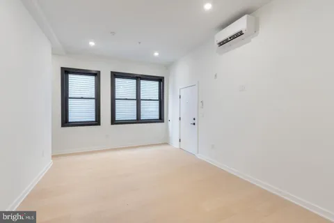 $2,395 | 2414 Frankford Avenue, Unit 2, Philadelphia, PA 19125