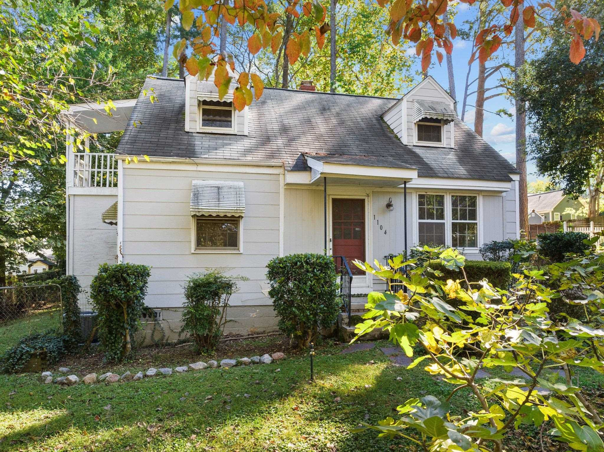 1104 Grace Street Raleigh, NC 27604 - Photo 3 of 31 Photo 3