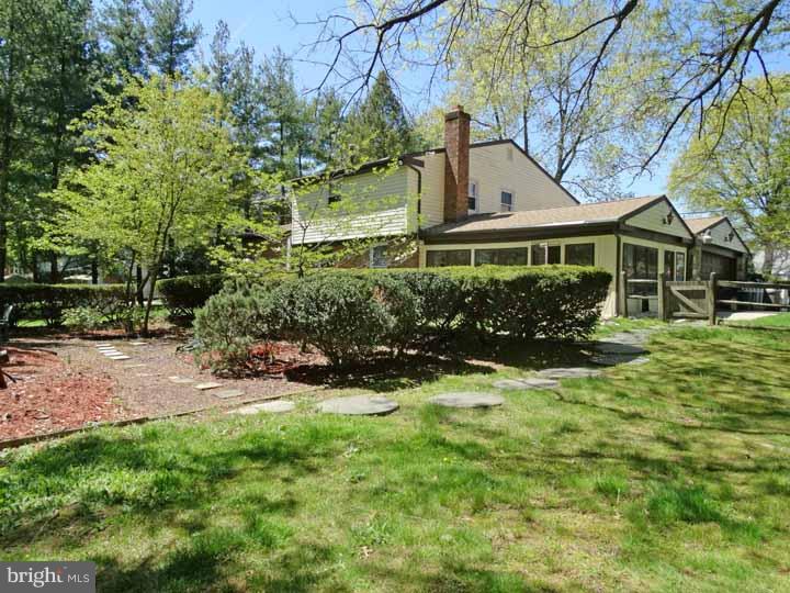 3937 Pine Road Huntingdon Valley, PA 19006 - Photo 22 of 25 Exterior Back