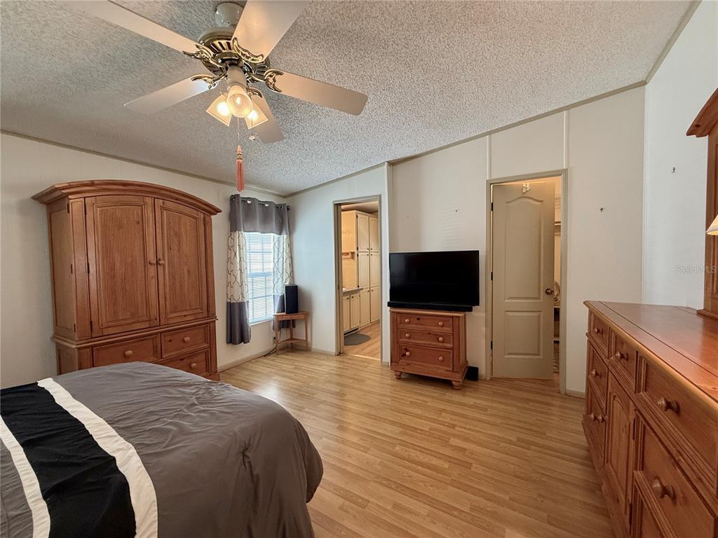 101 St George Court Apollo Beach, FL 33572 - Photo 15 of 44