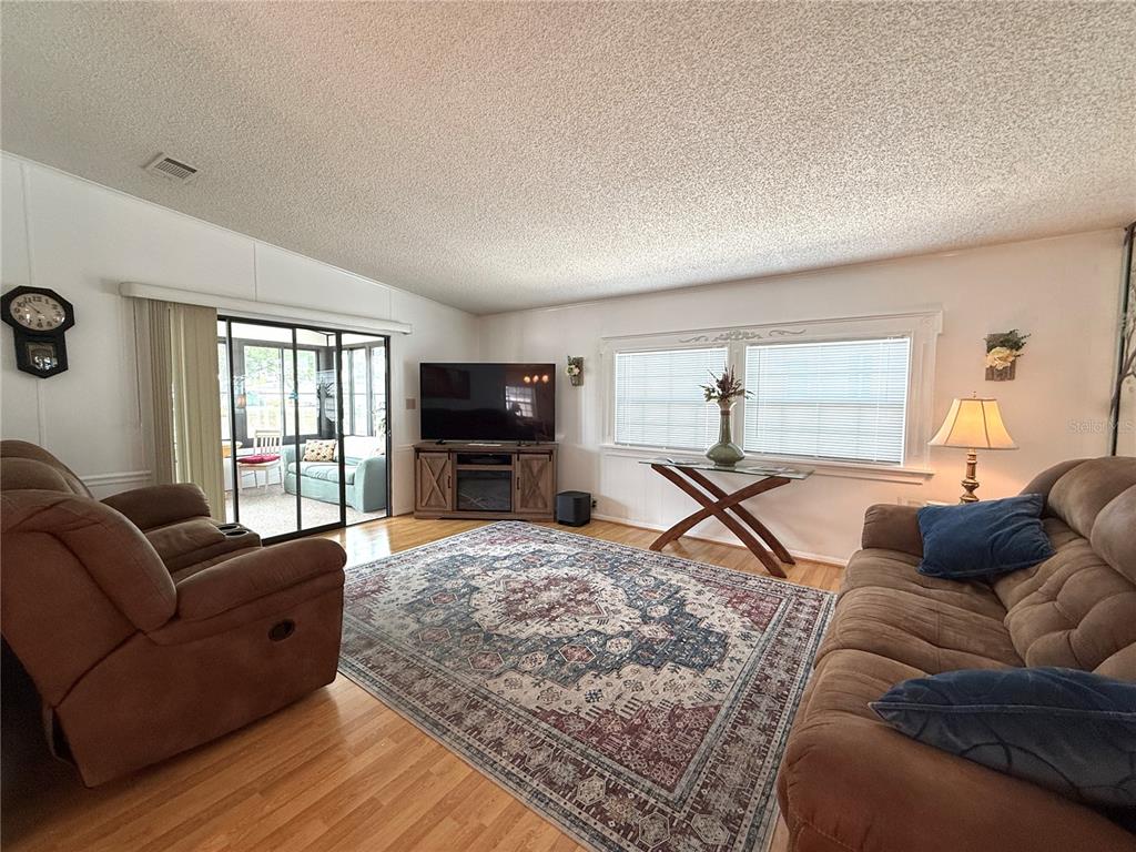 101 St George Court Apollo Beach, FL 33572 - Photo 9 of 44