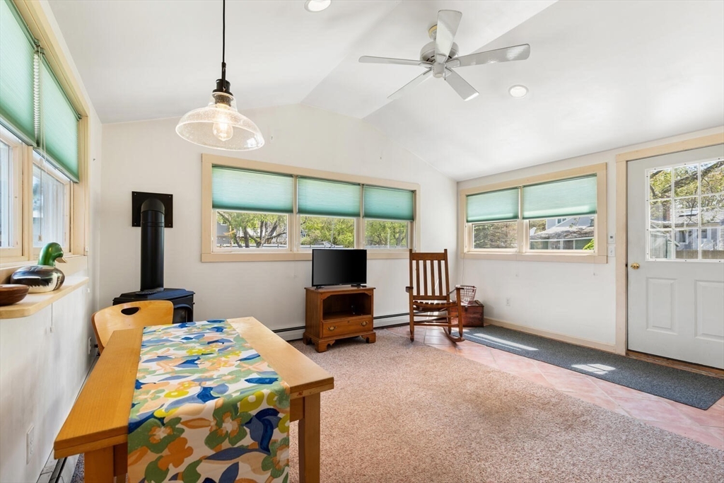 18 Wingaersheek Road Gloucester, MA 01930 - Photo 11 of 31 Gallery Image 11