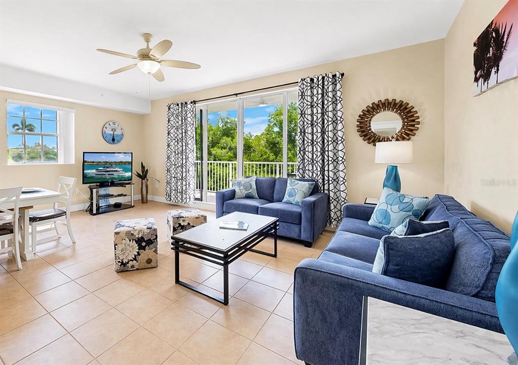 3202 Mangrove Point Drive Ruskin, FL 33570 - Photo 17 of 63