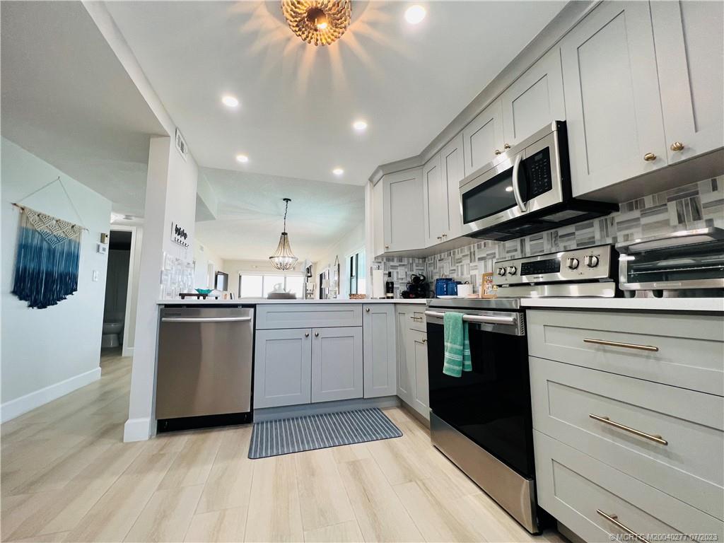 9400 South Ocean Drive, Unit 608B Jensen Beach, FL 34957 - Photo 11 of 87