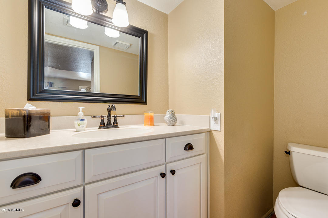 3435 East Rockledge Road Phoenix, AZ 85044 - Photo 12 of 52 25-Rockledge