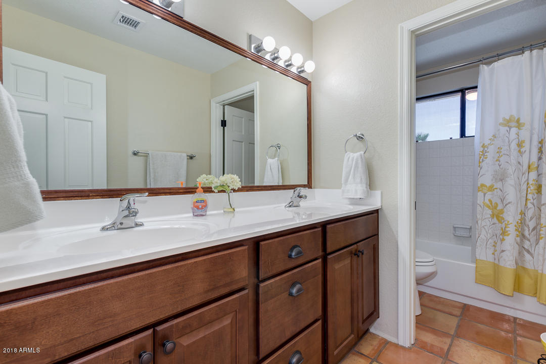 3435 East Rockledge Road Phoenix, AZ 85044 - Photo 27 of 52 36-Rockledge